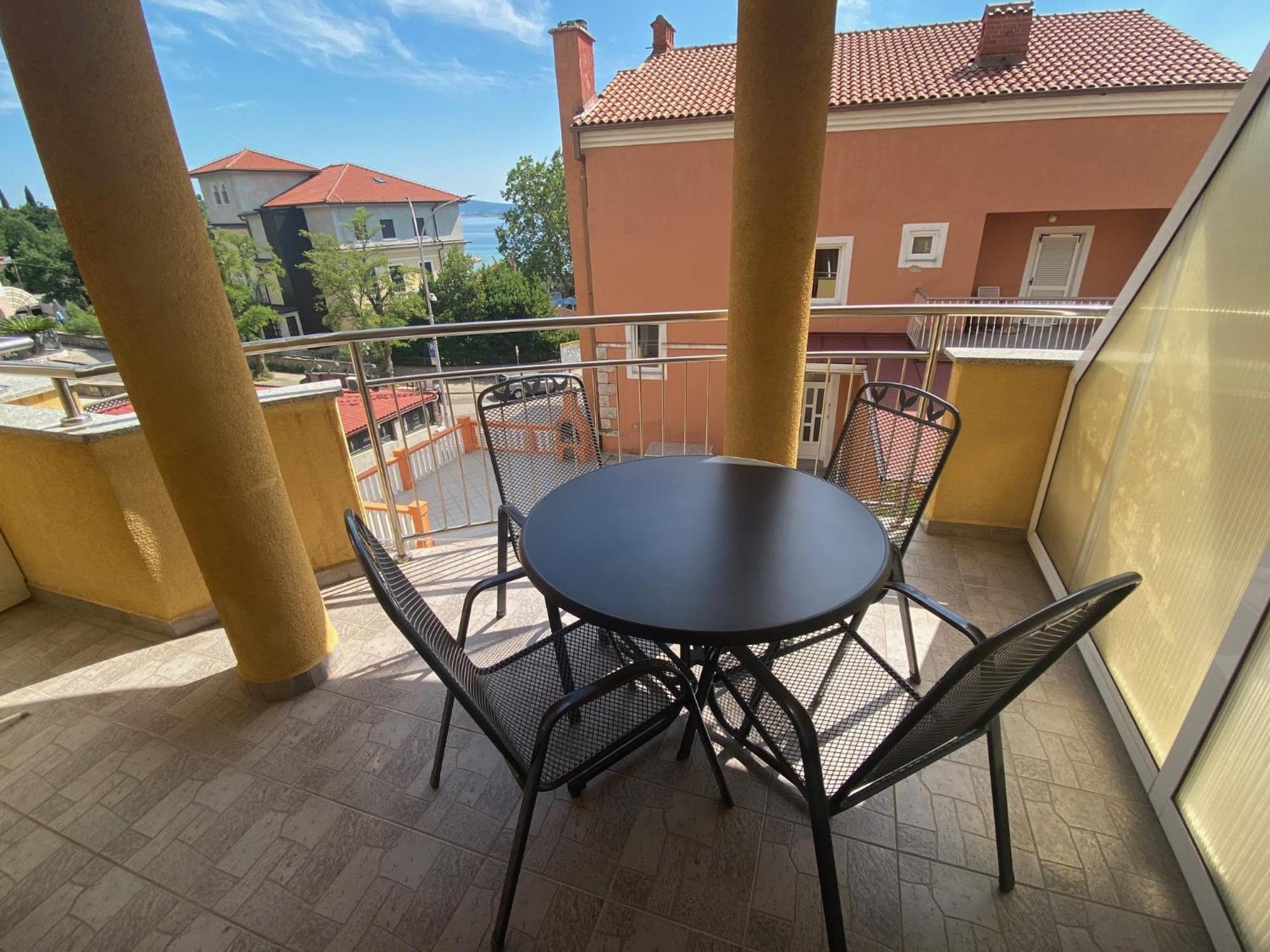 Duerr Apartment Crikvenica Exterior photo